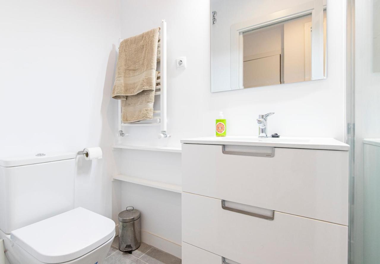 Apartamento 3 Habitaciones En El Barrio Justicia Madrid Dış mekan fotoğraf